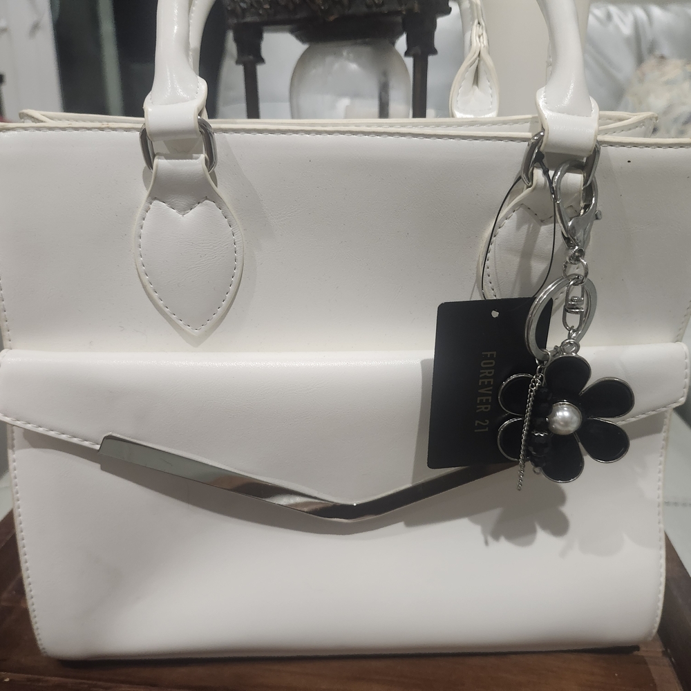 Forever 21 White Handbag with Black Flower Charm